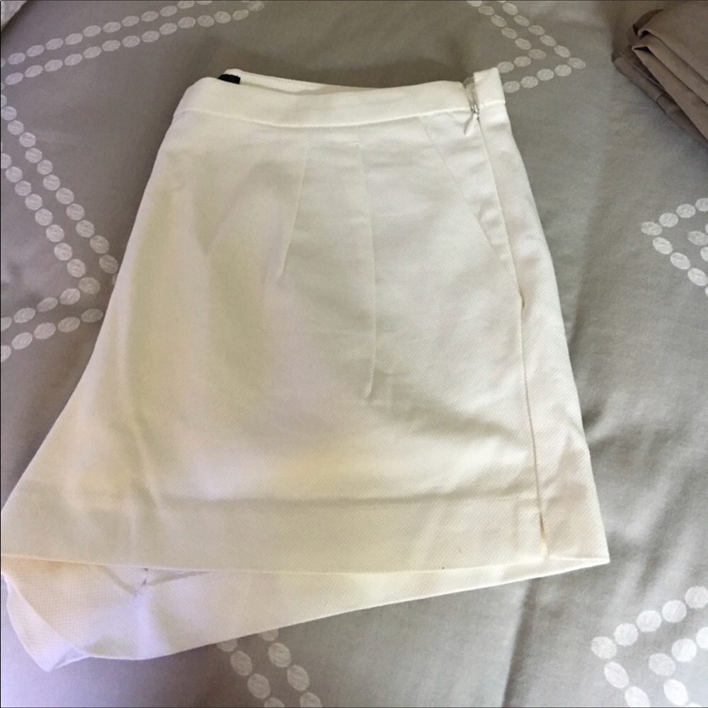 J. Crew side zip white pleated shorts